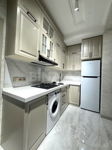 Продаётся 3-комн. новостройка 76 м², м. Кара Караев, photo 4 from 11