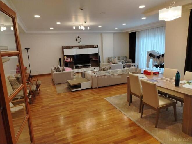 İcarəyə verilir 4 otaqlı yeni tikili 220 m², Sahil m., photo 13 from 17