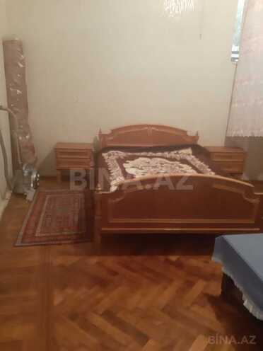 Продаётся 2-комн. вторичка 65 м², м. Ичеришехер, photo 3 from 10