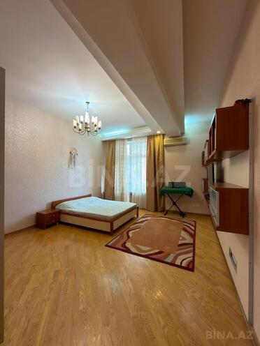 Продаётся 4-комн. новостройка 170 м², м. Низами, photo 4 from 32