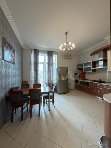 Продаётся 4-комн. новостройка 170 м², м. Низами, photo 22 from 32