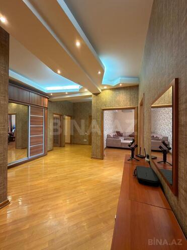 Продаётся 4-комн. новостройка 170 м², м. Низами, photo 3 from 32