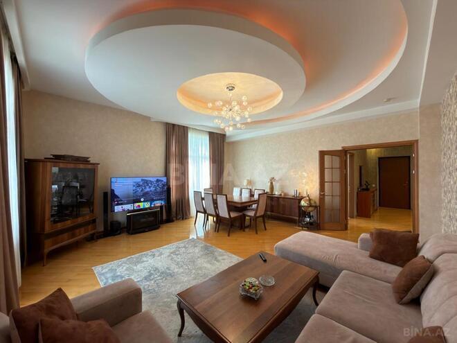 Продаётся 4-комн. новостройка 170 м², м. Низами, photo 24 from 32