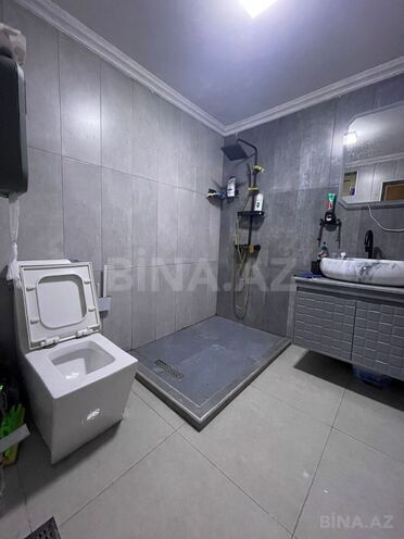 Satılır 4 otaqlı köhnə tikili 125 m², Sahil m., photo 16 from 17