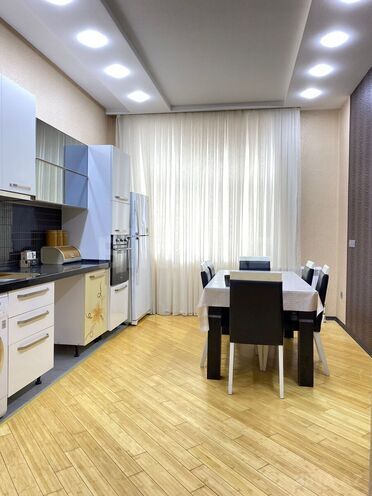 Сдаётся 3-комн. новостройка 145 м², м. 8 ноября, photo 7 from 21