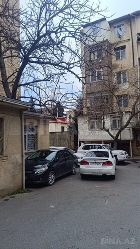 Satılır 2 otaqlı köhnə tikili 55 m², İnşaatçılar m., photo 6 from 10