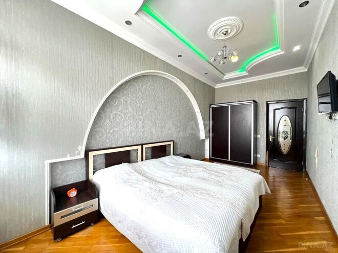 Продаётся 3-комн. новостройка 180 м², м. Низами, photo 9 from 24