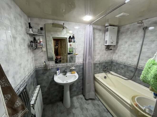 Satılır 3 otaqlı köhnə tikili 90 m², 20 Yanvar m., photo 11 from 14