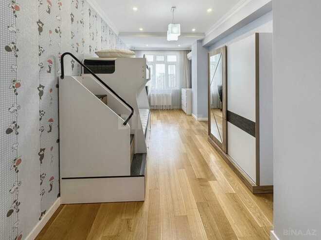 İcarəyə verilir 4 otaqlı yeni tikili 205 m², 28 May m., photo 21 from 28