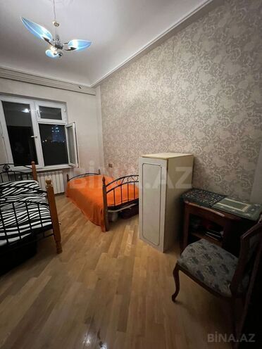 Продаётся 3-комн. вторичка 70 м², Ясамальский р., photo 5 from 10