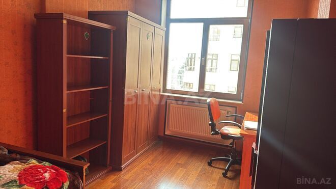 Продаётся 3-комн. новостройка 130 м², м. Элмляр Академиясы, photo 13 from 16