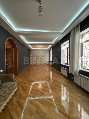 İcarəyə verilir 8 otaqlı həyət evi/bağ evi 450 m², Nəsimi m., photo 6 from 25