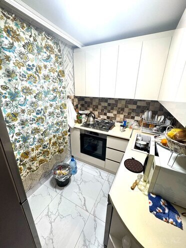 Продаётся 3-комн. вторичка 80 м², м. Нариман Нариманов, photo 9 from 12