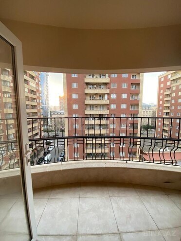 İcarəyə verilir 3 otaqlı yeni tikili 155 m², Nəsimi r., photo 17 from 18