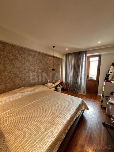 Satılır 3 otaqlı köhnə tikili 115 m², Yasamal r., photo 8 from 22