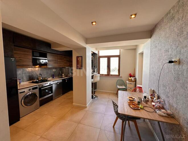 Satılır 3 otaqlı köhnə tikili 115 m², Yasamal r., photo 14 from 22