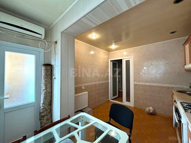 Продаётся 2-комн. вторичка 65 м², м. Нариман Нариманов, photo 6 from 10