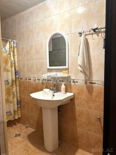 Продаётся 3-комн. вторичка 100 м², м. Нариман Нариманов, photo 11 from 17