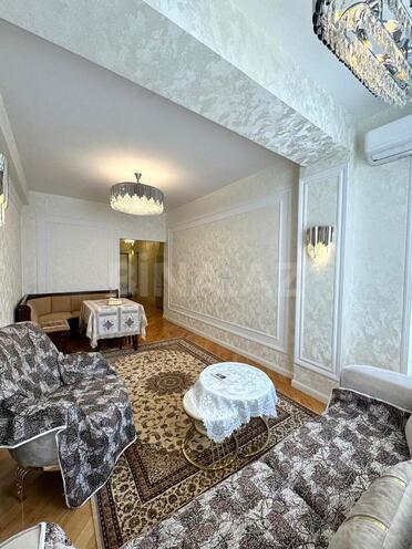 Продаётся 2-комн. новостройка 72 м², м. Кара Караев, photo 4 from 11