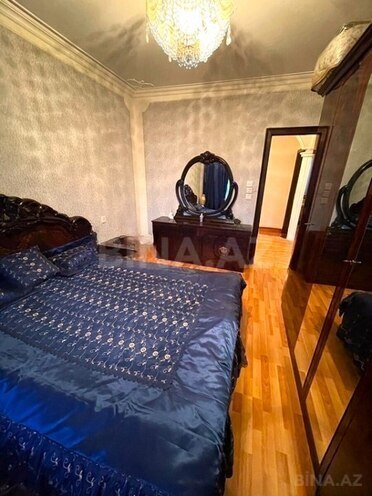 Продаётся 3-комн. вторичка 80 м², м. Элмляр Академиясы, photo 6 from 15