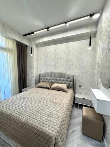 Продаётся 2-комн. новостройка 40 м², м. Кара Караев, photo 4 from 9