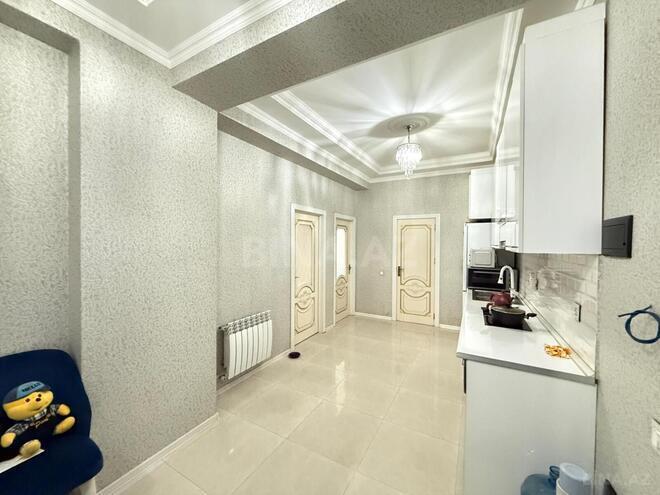 Продаётся 2-комн. новостройка 70 м², м. Кара Караев, photo 11 from 15