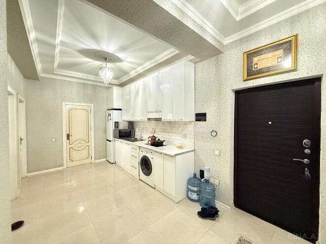 Продаётся 2-комн. новостройка 70 м², м. Кара Караев, photo 12 from 15