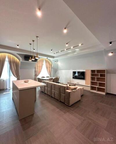 Сдаётся 3-комн. новостройка 145 м², Насиминский  р., photo 3 from 11