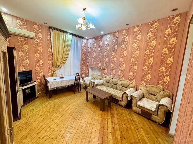 Satılır 4 otaqlı köhnə tikili 125 m², İçəri Şəhər m., photo 8 from 16