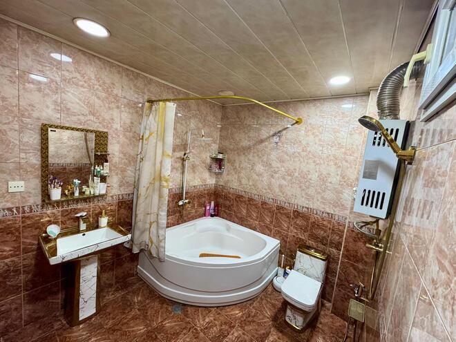 Satılır 4 otaqlı köhnə tikili 125 m², İçəri Şəhər m., photo 13 from 16