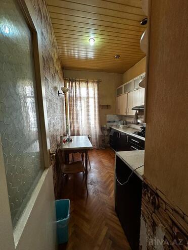 Satılır 2 otaqlı köhnə tikili 55 m², Sahil m., photo 10 from 18