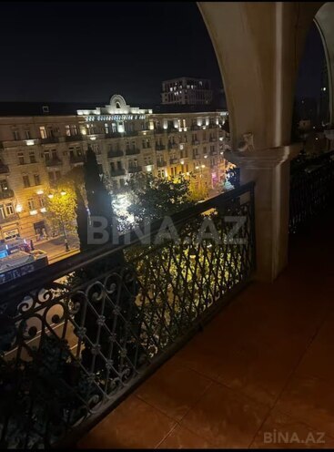 Сдаётся 3-комн. вторичка 85 м², м. Низами, photo 13 from 19