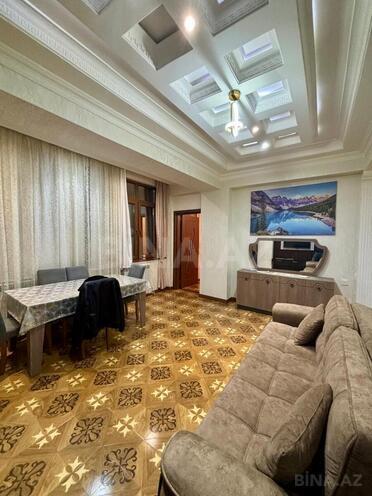 Продаётся 3-комн. новостройка 70 м², м. Насими, photo 3 from 16