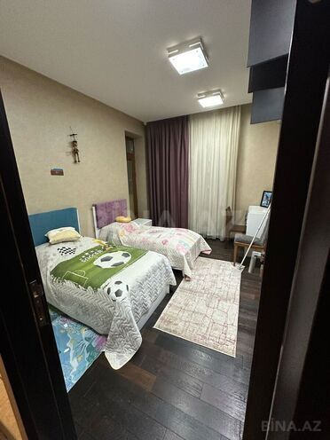 Сдаётся 4-комн. новостройка 195 м², м. 8 ноября, photo 4 from 21