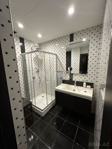 Сдаётся 4-комн. новостройка 195 м², м. 8 ноября, photo 17 from 21