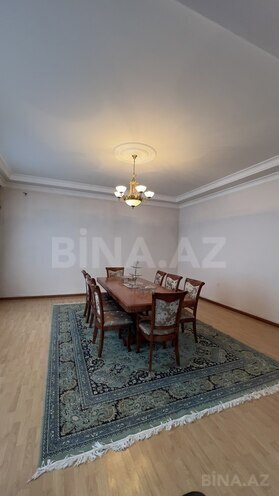 Продаётся 8-комн. дом/дача 400 м², м. Нефтчиляр, photo 10 from 26