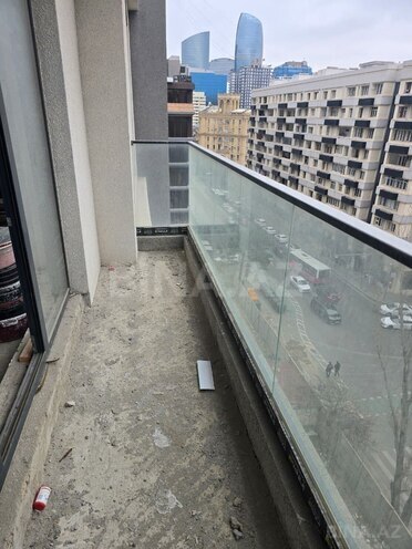 Satılır 4 otaqlı yeni tikili 220 m², 28 May m., photo 17 from 18