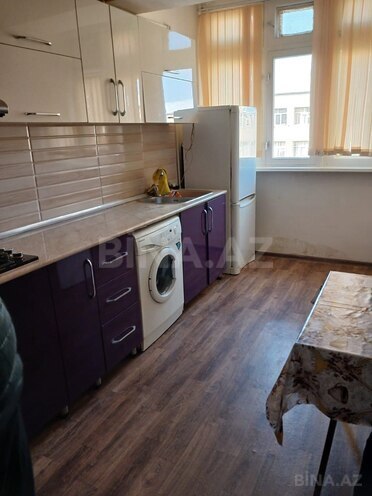 Сдаётся 3-комн. вторичка 70 м², м. Нефтчиляр, photo 10 from 15