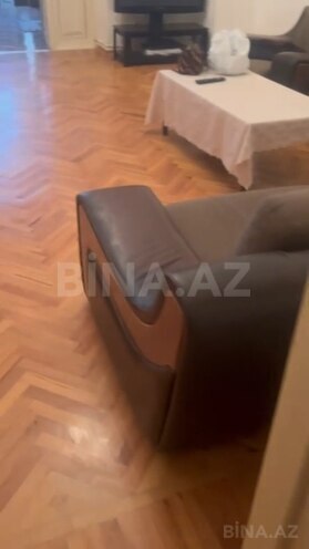 Сдаётся 2-комн. вторичка 70 м², м. Низами, photo 4 from 8