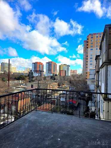 Satılır 2 otaqlı köhnə tikili 35 m², Qara Qarayev m., photo 6 from 18