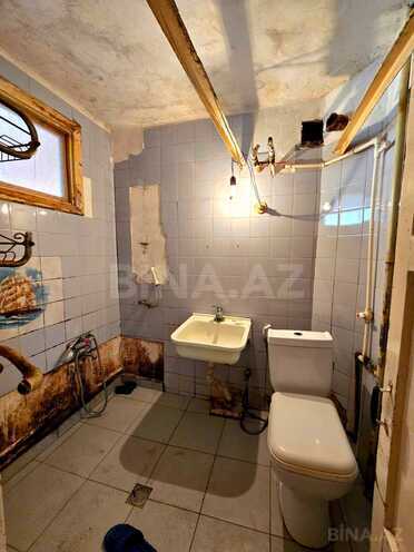 Satılır 2 otaqlı köhnə tikili 35 m², Qara Qarayev m., photo 16 from 18