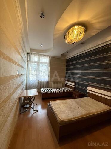 Продаётся 3-комн. новостройка 95 м², м. Низами, photo 8 from 11