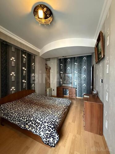 Продаётся 3-комн. новостройка 95 м², м. Низами, photo 3 from 11