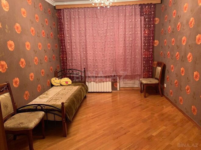 Продаётся 3-комн. вторичка 85 м², м. Ази Асланов, photo 5 from 9