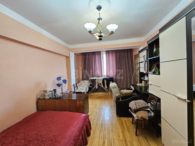 Satılır 3 otaqlı köhnə tikili 90 m², İnşaatçılar m., photo 7 from 21