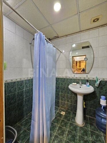 Satılır 3 otaqlı köhnə tikili 90 m², İnşaatçılar m., photo 17 from 21