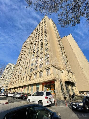 Сдаётся 2-комн. новостройка 80 м², м. Иншаатчылар, photo 3 from 12