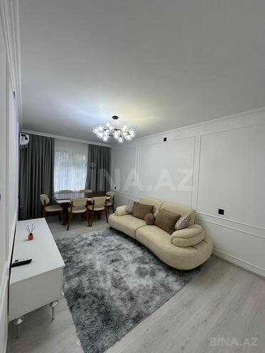 Продаётся 2-комн. вторичка 65 м², м. Ази Асланов, photo 3 from 28