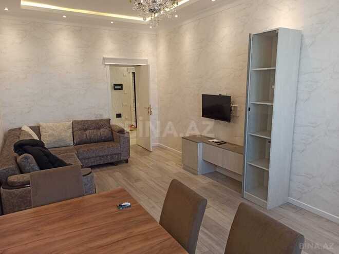 Сдаётся 2-комн. новостройка 72 м², м. Нефтчиляр, photo 3 from 15