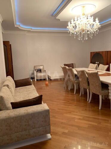 İcarəyə verilir 4 otaqlı yeni tikili 170 m², 28 May m., photo 3 from 13